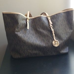 Michael Kors Large Jet Set tote